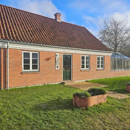 Beautiful In Rural Surroundings Villa Hadsund