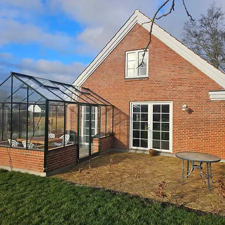 Beautiful In Rural Surroundings Villa