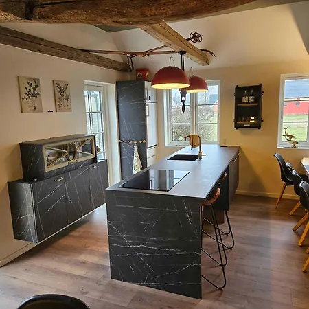 Beautiful In Rural Surroundings Villa *