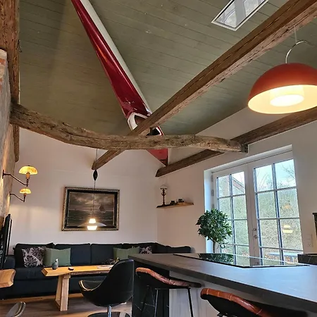 Smuk Feriebolig I Landlige Omgivelser